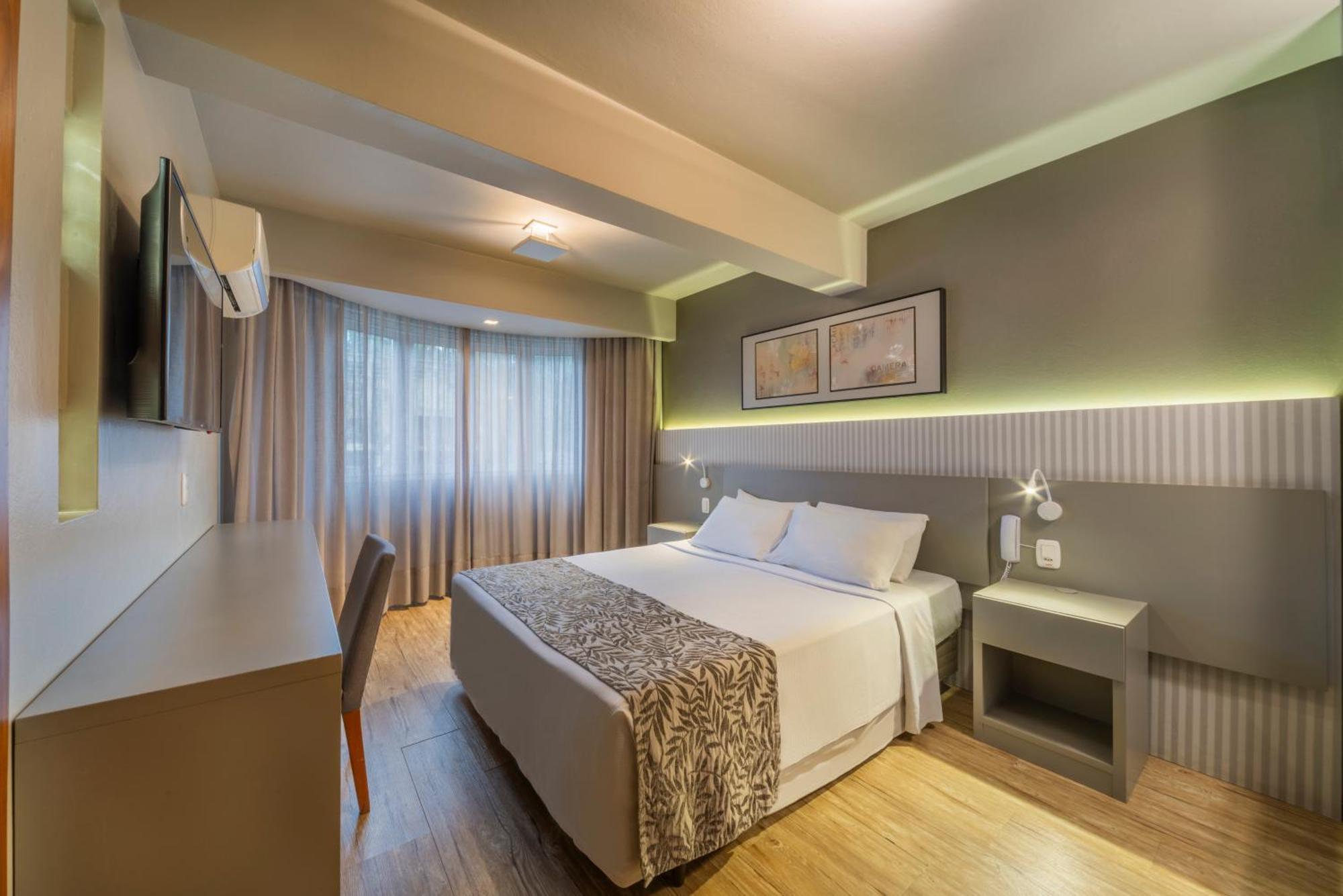 Hotel Laghetto Siena גראמדו מראה חיצוני תמונה